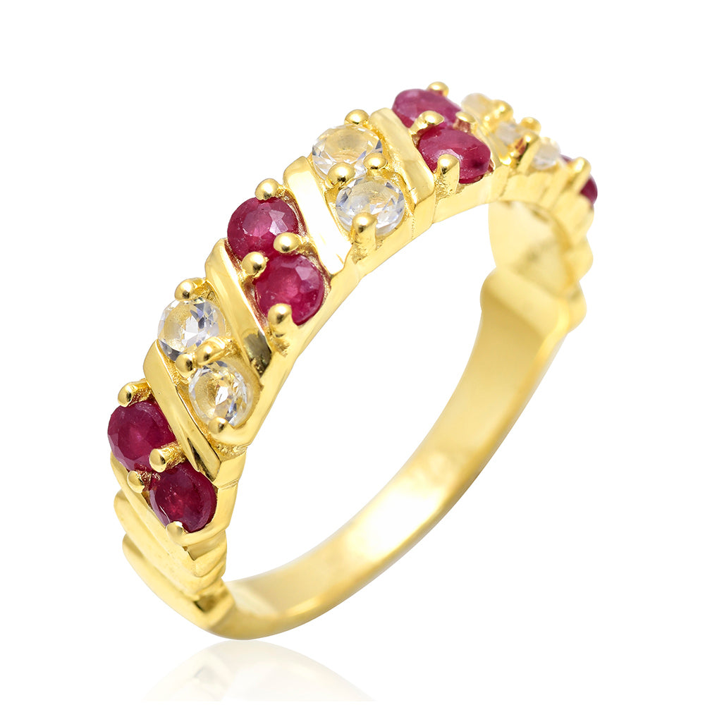 Pozlacené Stříbro 925/1000 - Prsten s Madagaskarským Rubínem a Bílým Topazem - Karátové číslo: 0.32. přibližná hmotnost: 3.91 gramů