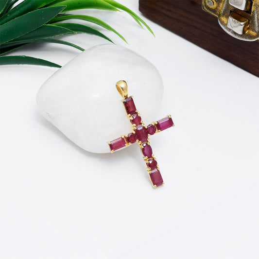 Kříž Pozlacený 925 / 1000 Sterlingové Stříbro Přívěsek s Madagaskarským Rubínem
