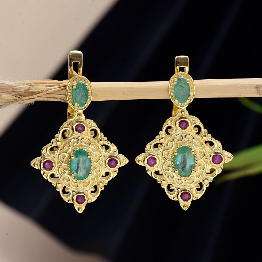 Pozlacené Stříbro 925/1000 - Náušnice s Madagaskarským Rubínem a Brazilským Smaragdem - Karátové číslo: 1.96. přibližná hmotnost: 7.27 gramů 5 