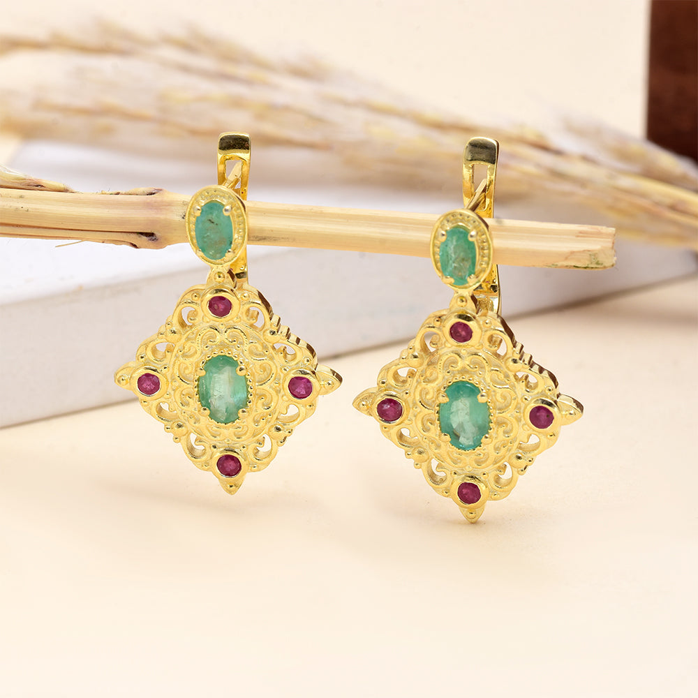 Pozlacené Stříbro 925/1000 - Náušnice s Madagaskarským Rubínem a Brazilským Smaragdem - Karátové číslo: 1.96. přibližná hmotnost: 7.27 gramů 3 