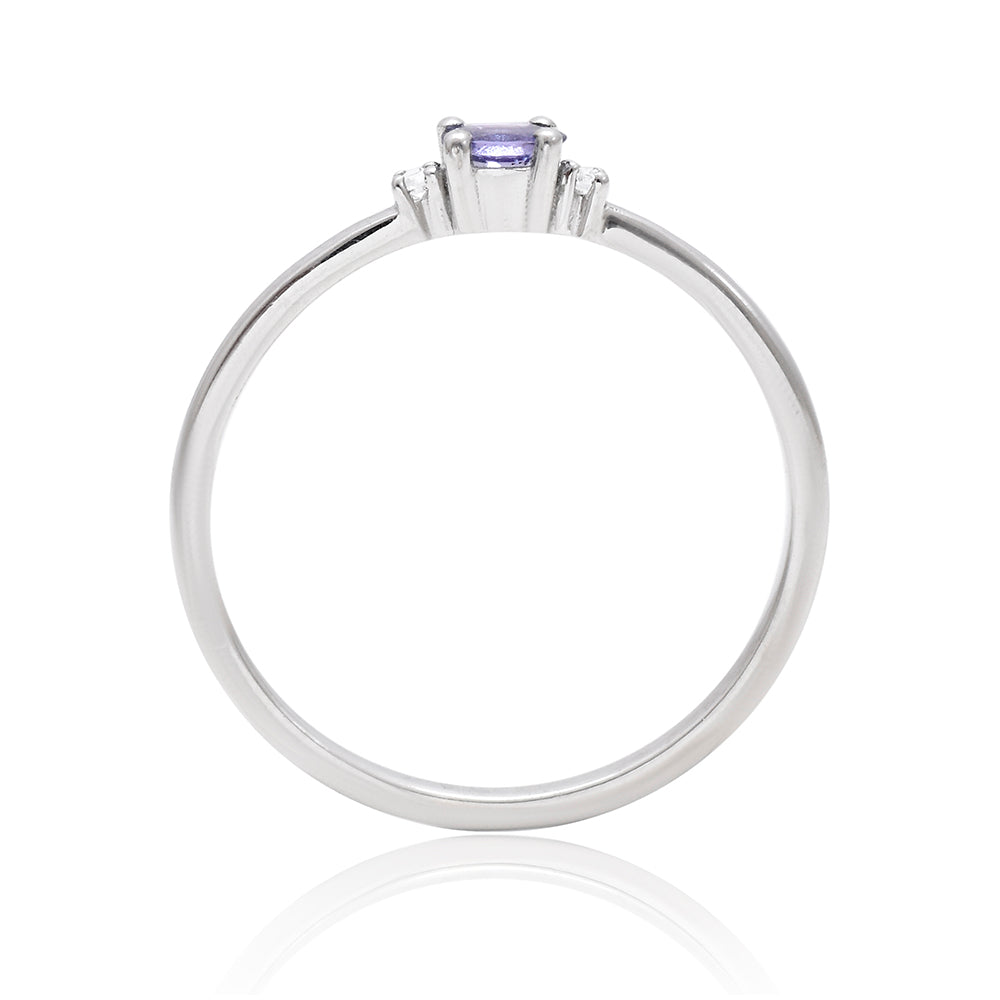 Stříbro 925/1000 - Prsten s AAA Tanzanitem - Karátové číslo: 0.18. přibližná hmotnost: 1.28 gramů