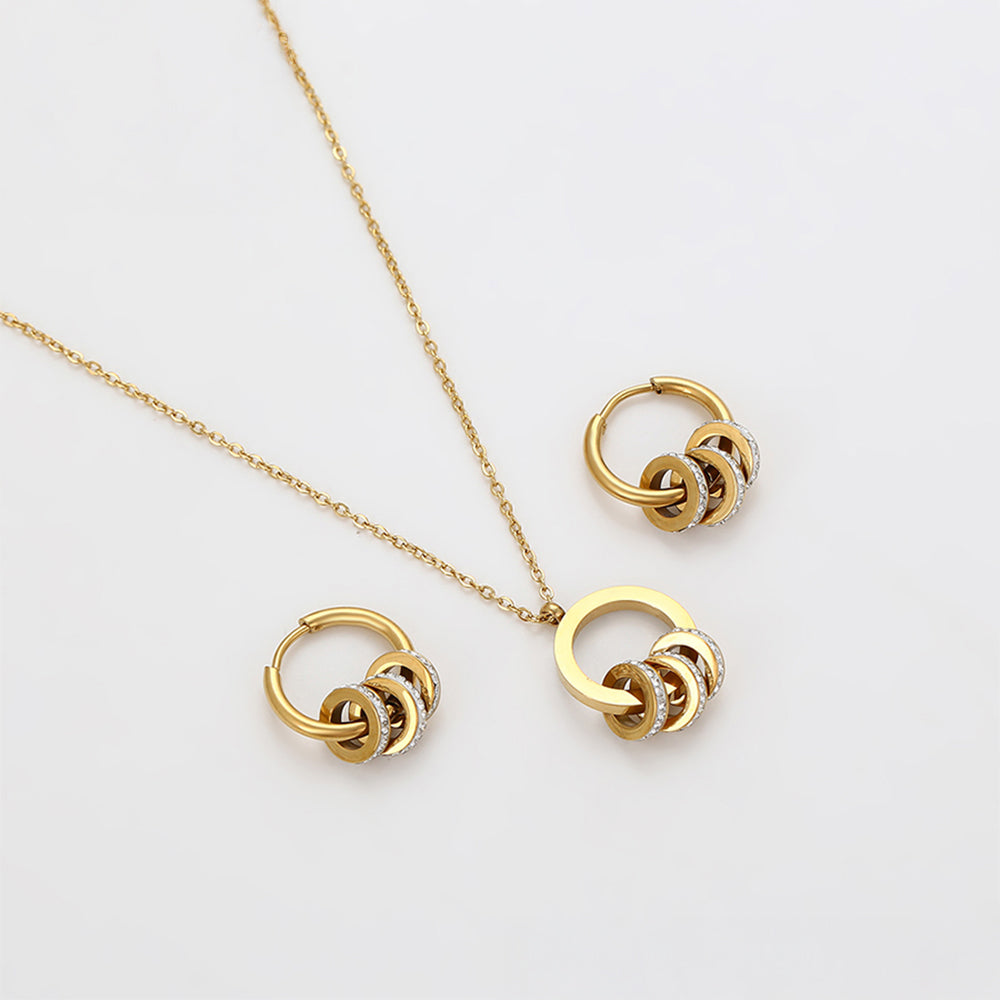 Pozlacená Slitinová Sada s Bílým Emporia® Křišťálem ( Náhrdelník+Náušnice+Přívěsek ) 7 