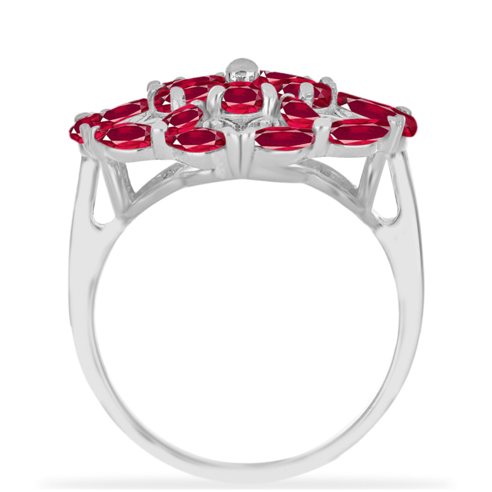 Stříbrný Prsten s Madagaskarským Rubínem a Bílým Diamantem