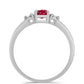 Stříbro 925/1000 - Prsten s Madagaskarským Rubínem a Bílým Topazem - Karátové číslo: 1.06. přibližná hmotnost: 2.16 gramů