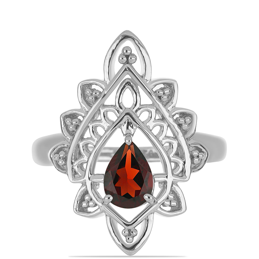 Stříbro 925/1000 Prsten s Bartonským Granátem - Karátové číslo: 0.75. přibližná hmotnost: 3.58 gramů