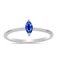 Stříbro 925/1000 - Prsten s Australským Modrým Safírem - Karátové číslo: 0.39. přibližná hmotnost: 1.54 gramů