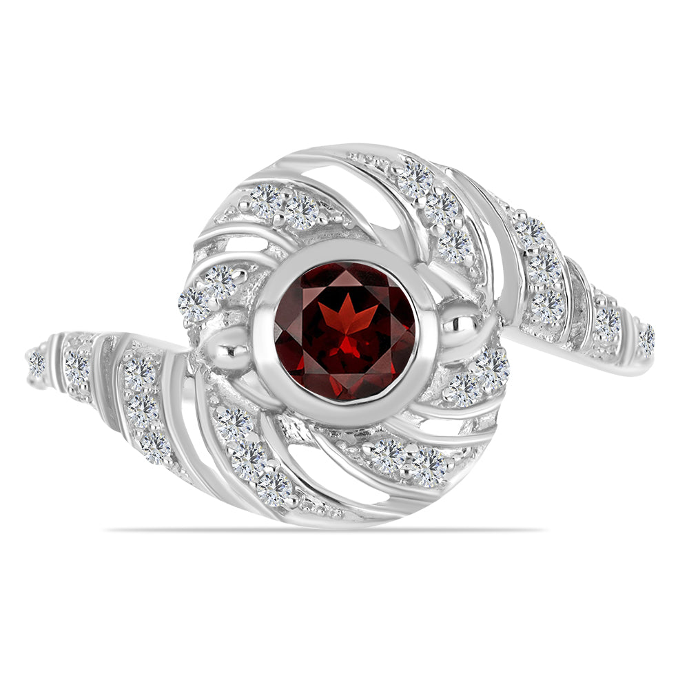 Stříbro 925/1000 - Prsten s Bartonským Granátem a Bílým Topazem - Karátové číslo: 0.86. přibližná hmotnost: 2.96 gramů 1 