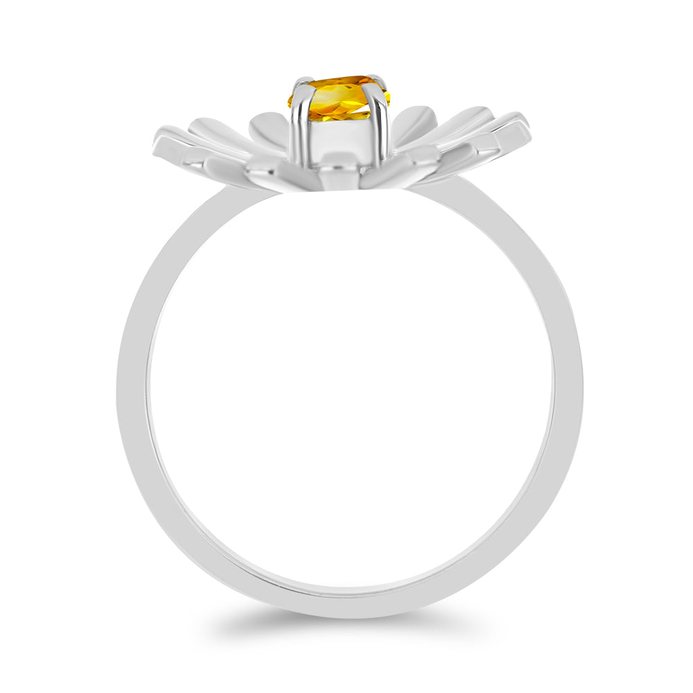 Stříbro 925/1000 - Prsten s Uralským Citrínem - Karátové číslo: 0.46. přibližná hmotnost: 3.91 gramů 2 