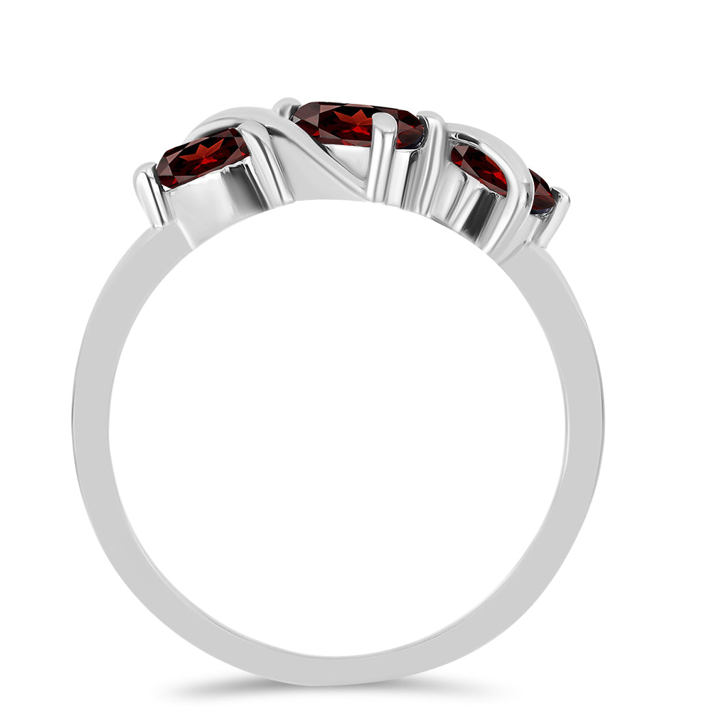 Stříbro 925/1000 - Prsten s Bartonským Granátem - Karátové číslo: 1.33. přibližná hmotnost: 2.5 gramů 2 