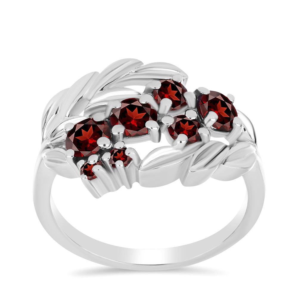Stříbrný Prsten s Bartonským Granátem