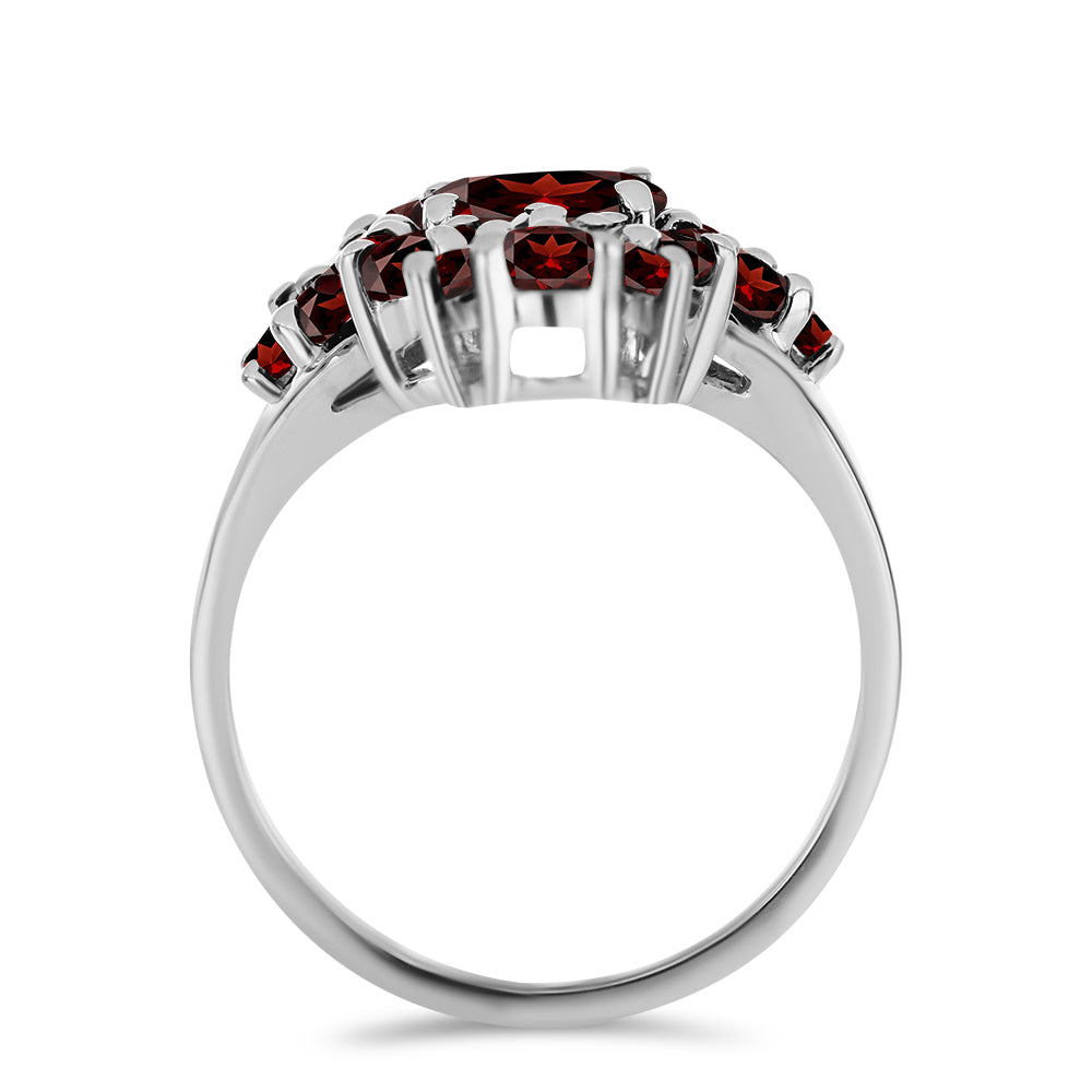 Stříbrný Prsten s Bartonským Granátem