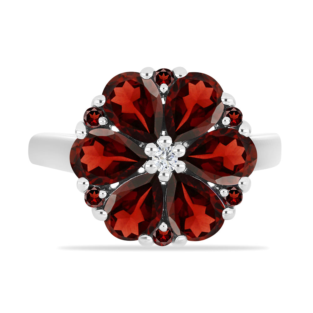 Stříbro 925/1000 - Prsten s Bartonským Granátem a Bílým Topazem - Karátové číslo: 5. přibližná hmotnost: 4.86 gramů