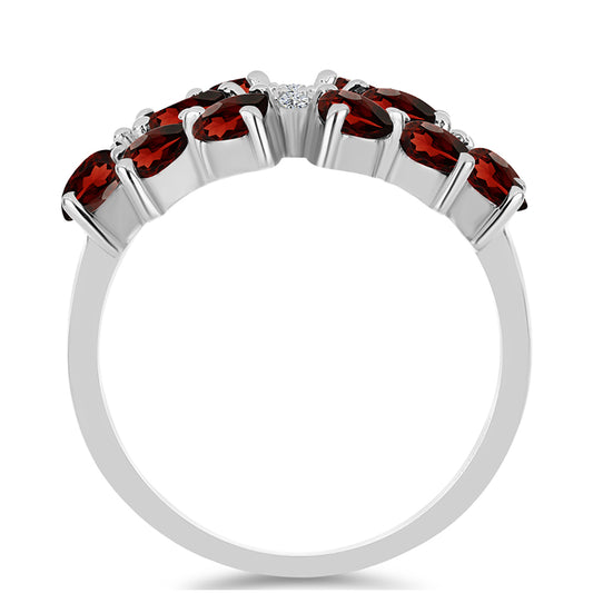 Stříbro 925/1000 - Prsten s Bartonským Granátem a Bílým Topazem - Karátové číslo: 2.61. přibližná hmotnost: 3.76 gramů