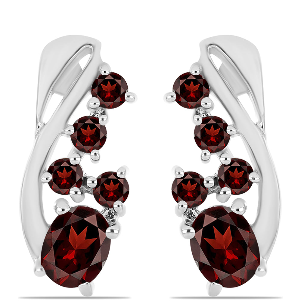 Stříbro 925/1000 - Náušnice s Bartonským Granátem - Karátové číslo: 1.32. přibližná hmotnost: 3.57 gramů