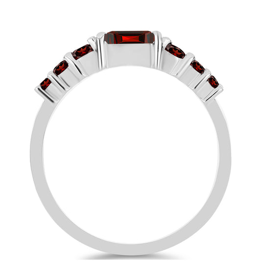 Stříbrný Prsten s Bartonským Granátem