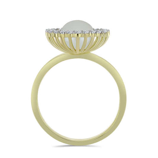 Pozlacené Stříbro 925/1000 - Prsten s Bílou Sladkovodní Perlou a Bílým Topazem - Karátové číslo: 3.56. přibližná hmotnost: 3.46 gramů