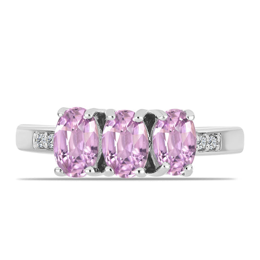 Stříbro 925/1000 - Prsten s Kunzitem z Pala a Bílým Topazem - Karátové číslo: 1.89. přibližná hmotnost: 2.95 gramů