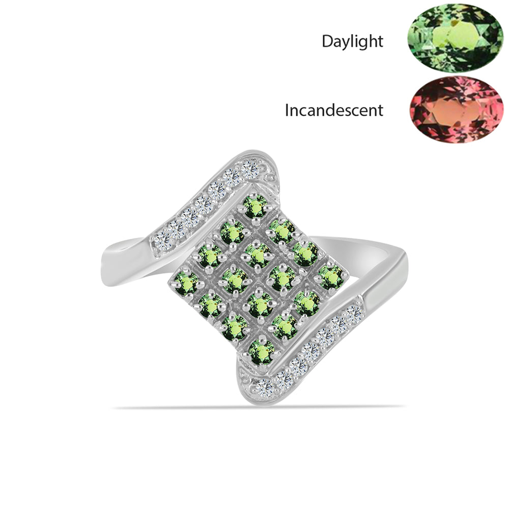 Stříbro 925/1000 - Prsten s Přírodním Alexandritem a Bílým Topazem - Karátové číslo: 0.39. přibližná hmotnost: 2.87 gramů 1 