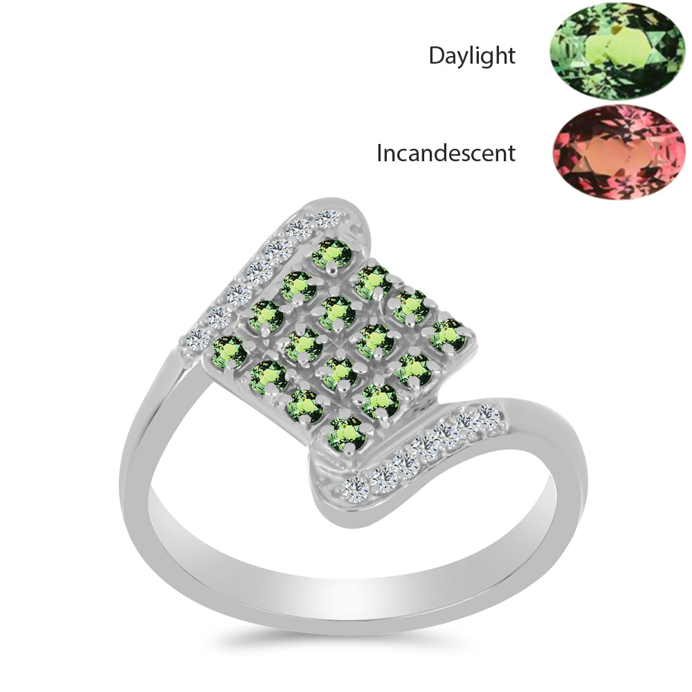 Stříbro 925/1000 - Prsten s Přírodním Alexandritem a Bílým Topazem - Karátové číslo: 0.39. přibližná hmotnost: 2.87 gramů