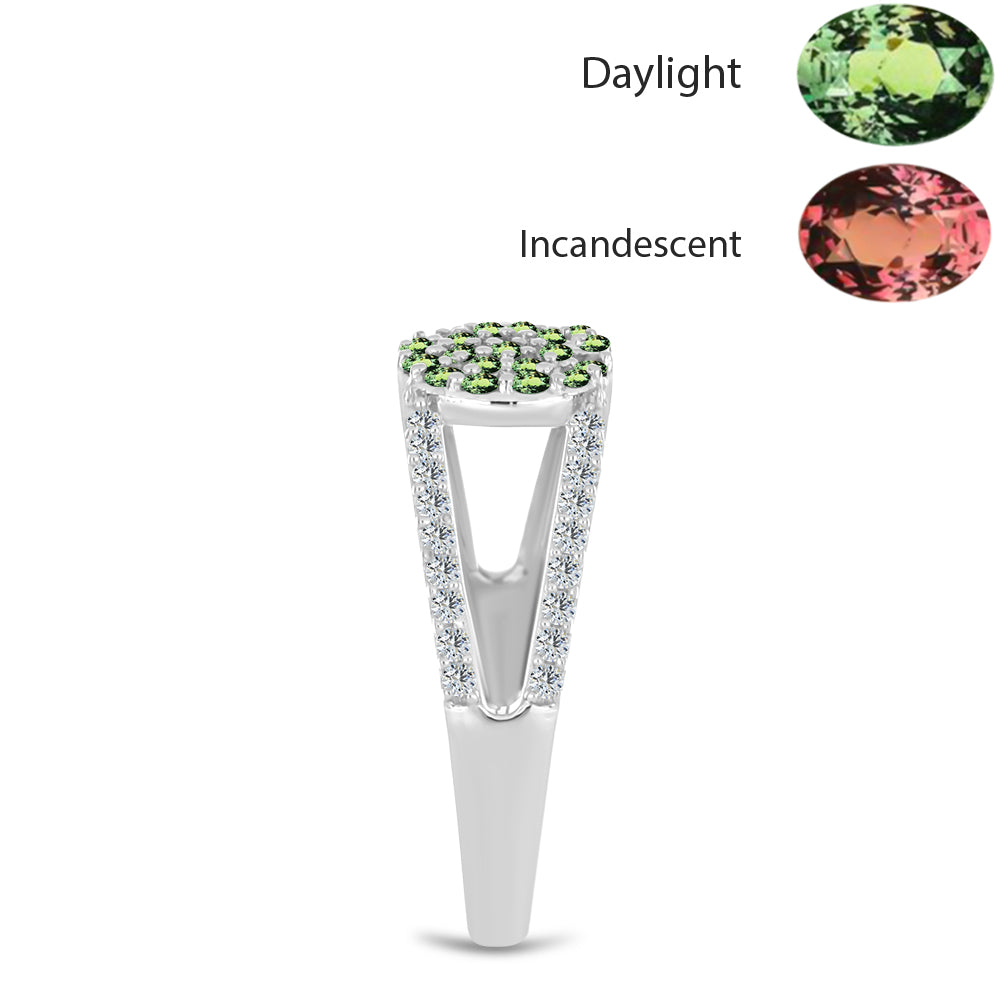 Stříbro 925/1000 - Prsten s Přírodním Alexandritem a Bílým Topazem - Karátové číslo: 0.78. přibližná hmotnost: 3.26 gramů