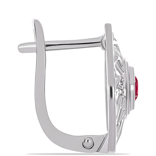 Stříbro 925/1000 - Náušnice s Madagaskarským Rubínem - Karátové číslo: 0.33. přibližná hmotnost: 3.82 gramů