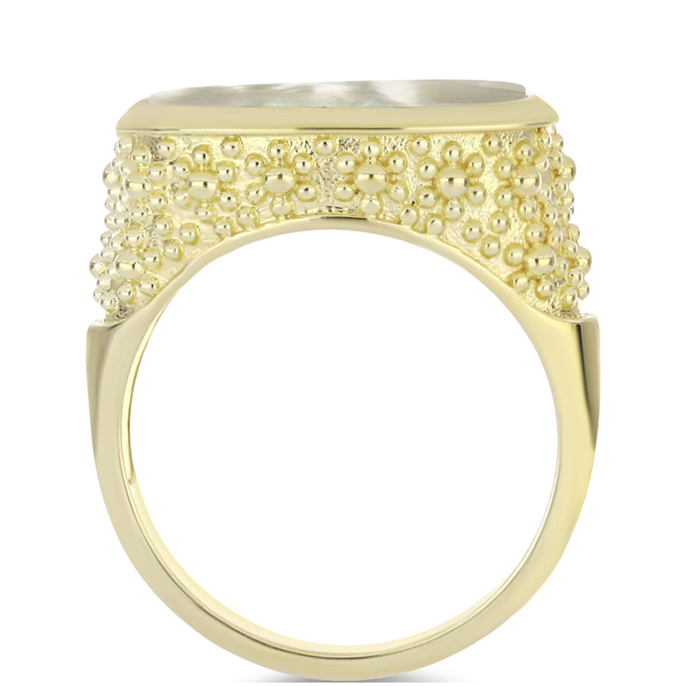 Pozlacené Stříbro 925/1000 - Prsten s Lasturou - Karátové číslo: 4.24. přibližná hmotnost: 5.64 gramů