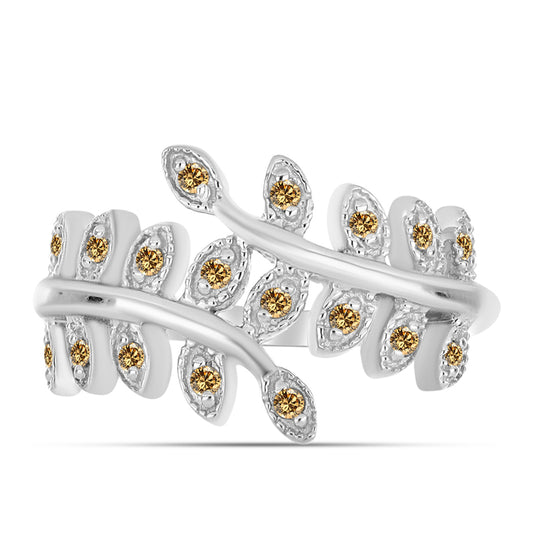 Stříbro 925/1000 - Prsten se Šampaňským Moissanitem - Karátové číslo: 0.18. přibližná hmotnost: 3.25 gramů