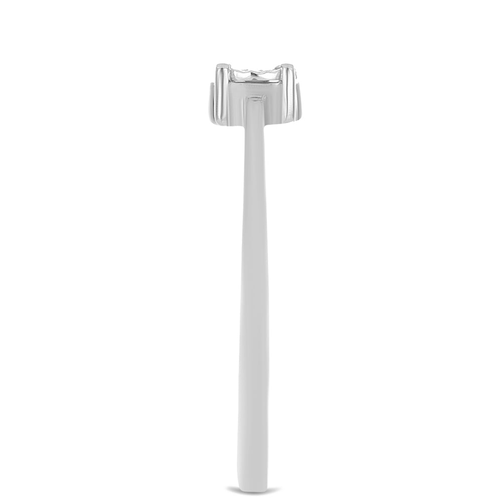 Stříbrný Prsten s Bílým Diamantem 4 