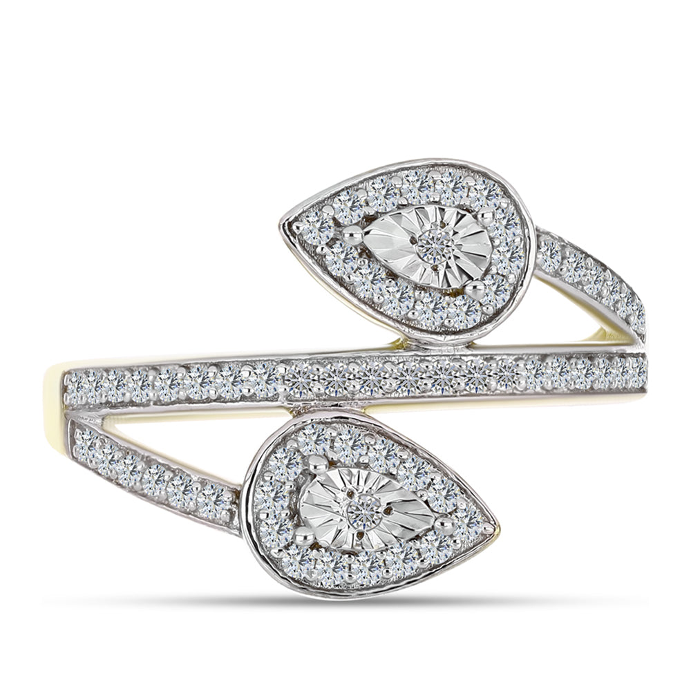 Pozlacené Stříbro 925/1000 - Prsten s Bílým Diamantem a Bílým Topazem - Karátové číslo: 0.45. přibližná hmotnost: 3.42 gramů