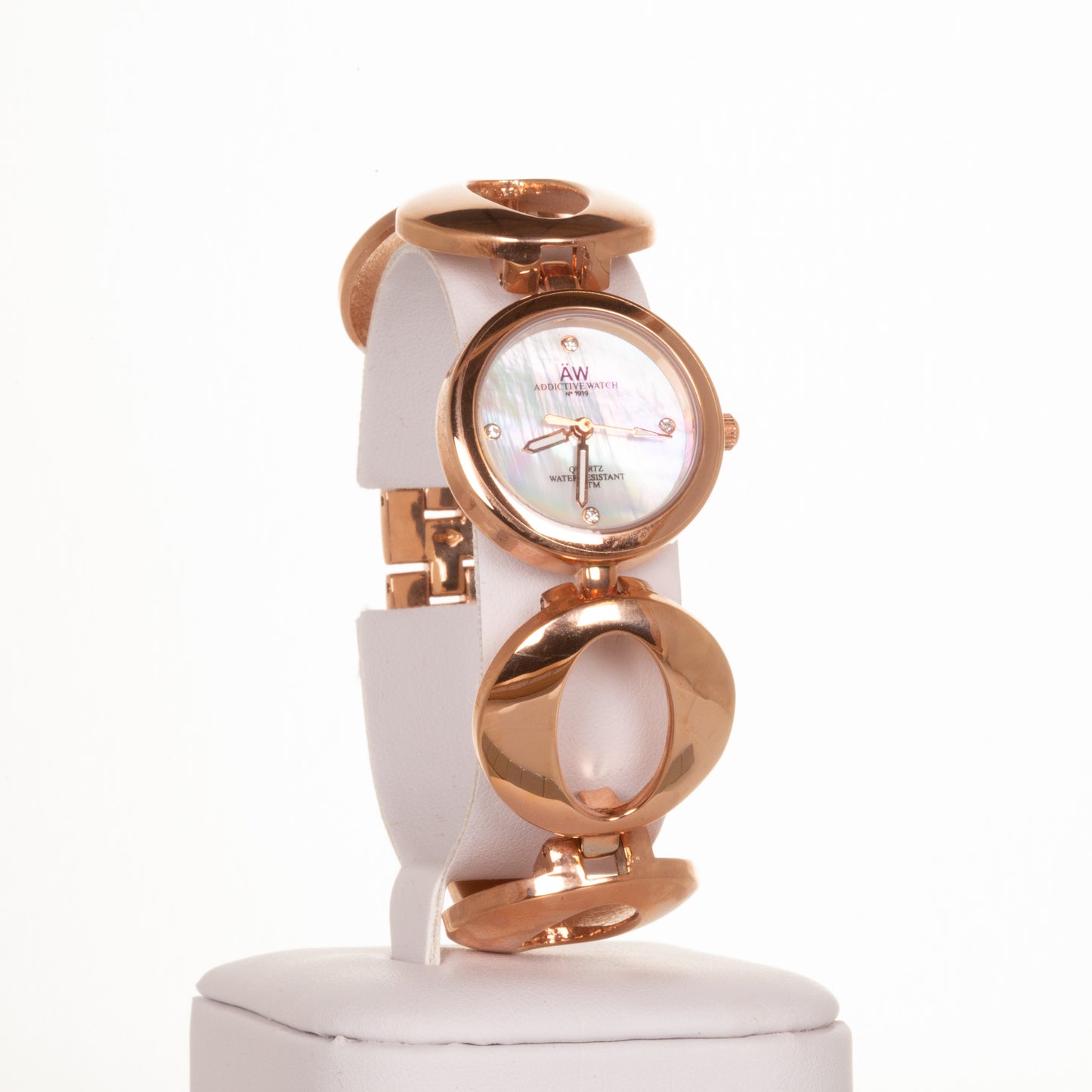 AW dámské hodinky v barvě růžového zlata s řemínkem se symbolem nekonečna a 4 krystaly křemenu | -80% Akce na Šperky