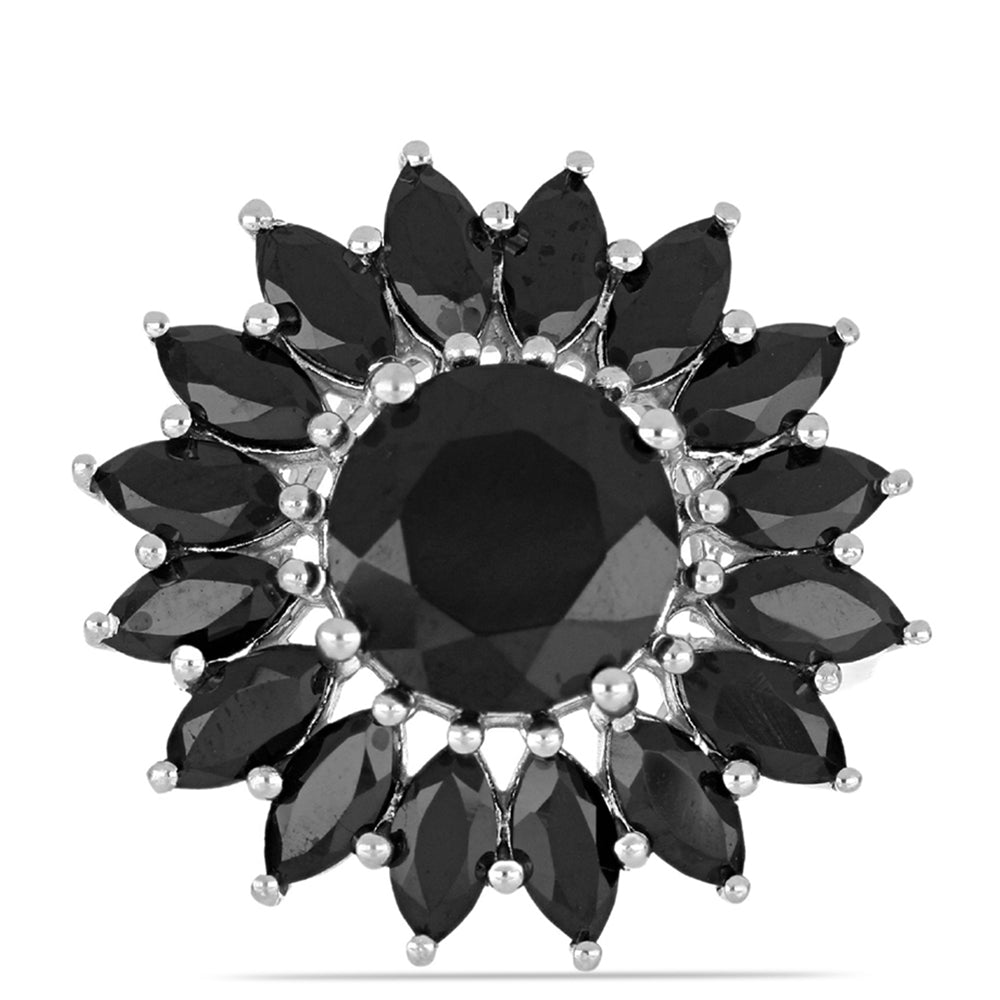 Stříbrný Prsten s Černým Spinelem z Horského Badachšánu